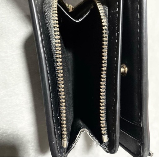 MARC JACOBS マークジェーコブス 二つ折り財布の写真4枚目