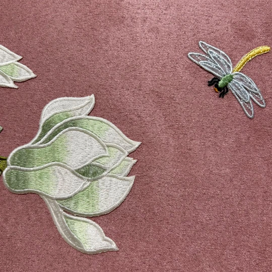 ❤️1点限定品❤️ジュエリーBOX 刺繍 花柄 2段収納 ピンク 鍵付きの写真7枚目