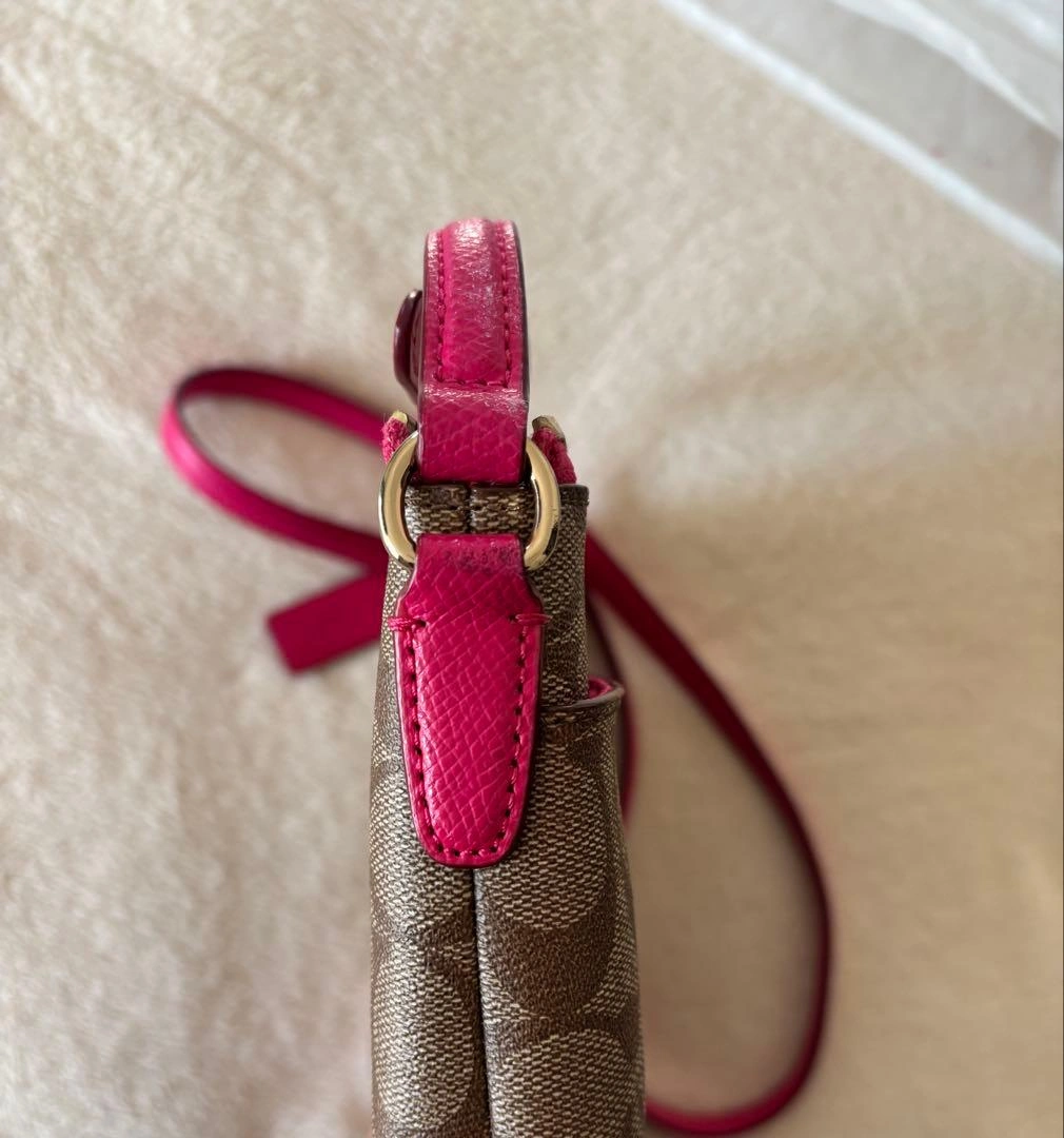Coach ロゴ柄ショルダーバッグ(F52657)の写真4枚目