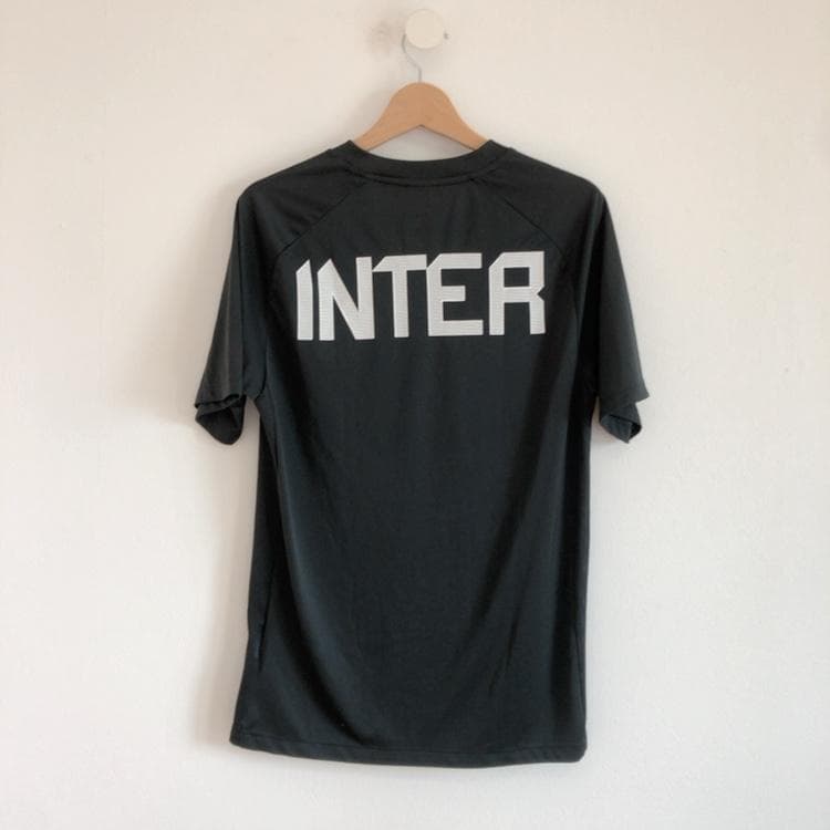 ITALIAインテル INTERプラクティスシャツ NIKEナイキユニフォームの写真3枚目