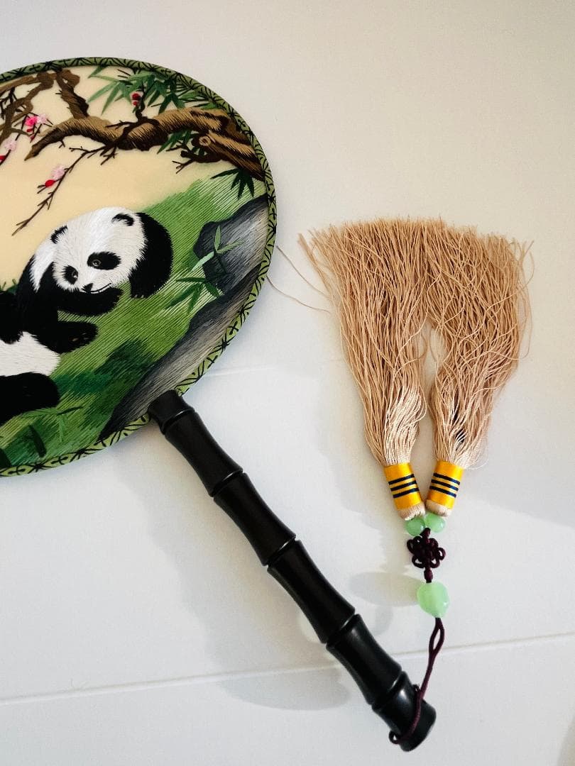 パンダ 中国四大伝統両面刺繍 シルク中国蘇州伝統工芸品 高級うちわ扇子団扇の写真2枚目