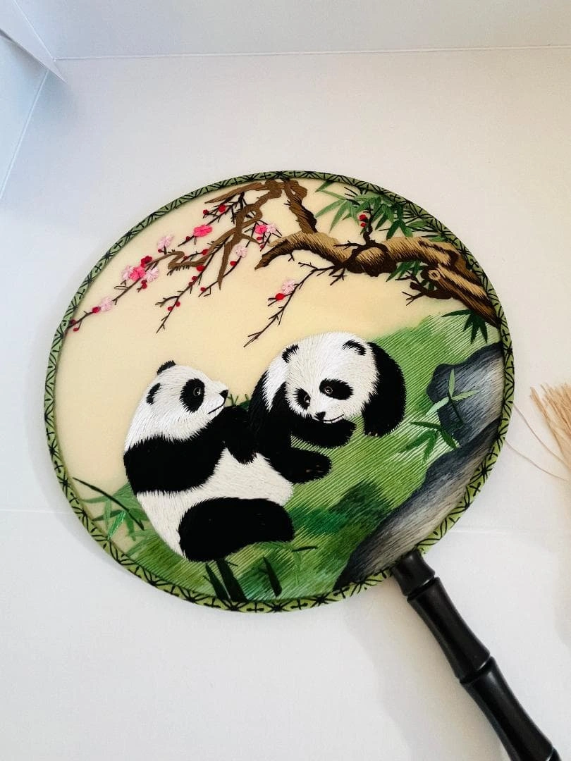 パンダ 中国四大伝統両面刺繍 シルク中国蘇州伝統工芸品 高級うちわ扇子団扇の写真8枚目