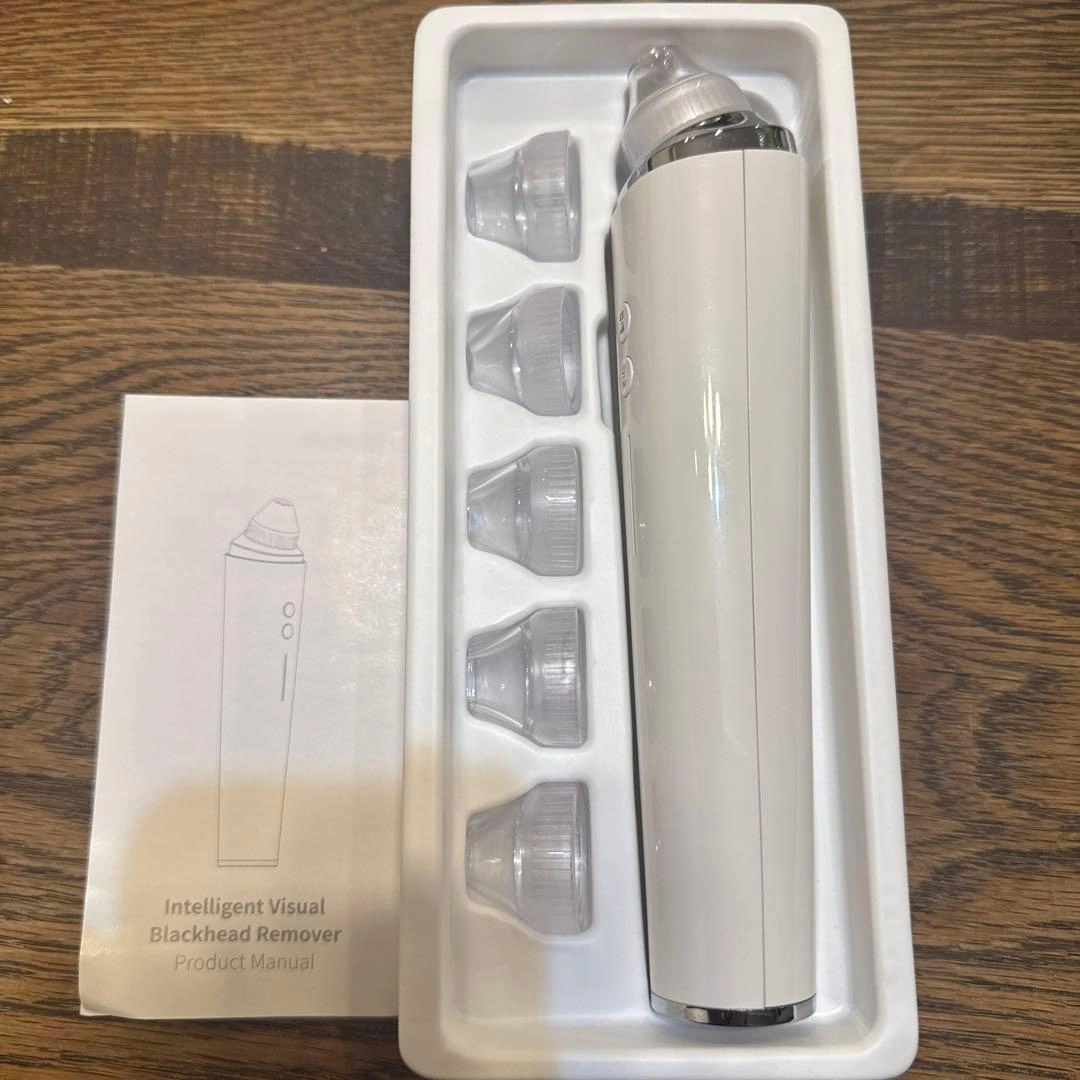 毛穴吸引器 真空吸引式 拡大レンズ LEDライト内蔵