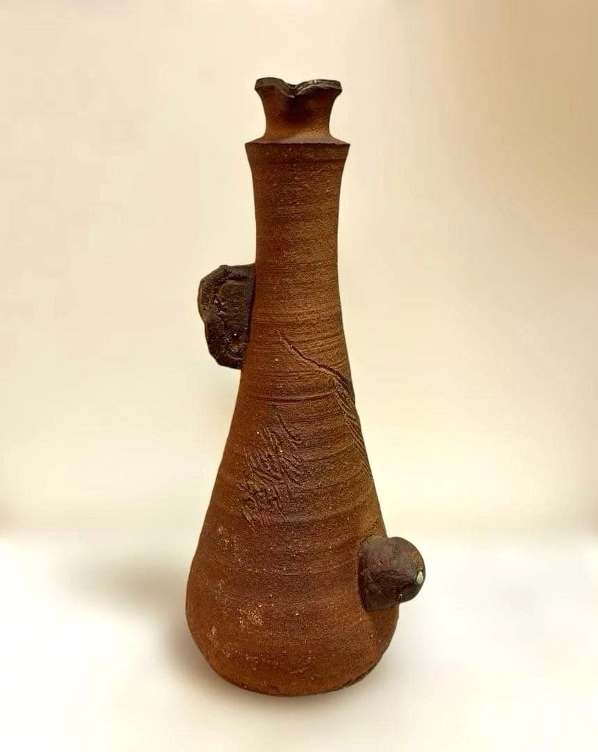 一点物 前衛芸術 焼き物 花器 オブジェ 身体モチーフ 唇 耳 胸 現代美術の写真6枚目