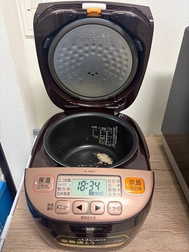 【5/24迄】炊飯器　3号炊き　象印　2017年製　ブラウンの写真2枚目