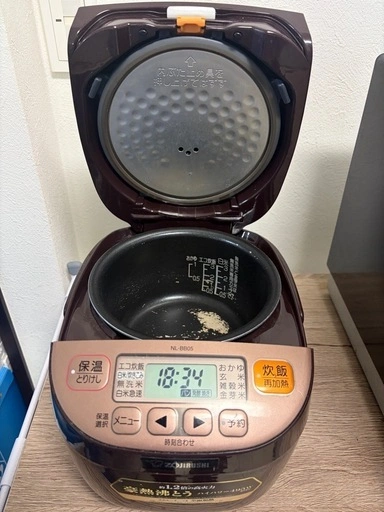 【5/24迄】炊飯器 3号炊き 象印 2017年製 ブラウンの写真2枚目