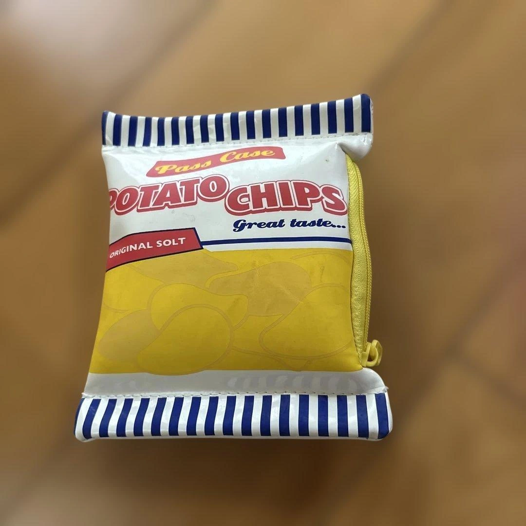 ポテトチップスデザインパスケース