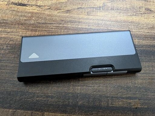 NVMe to USBケース