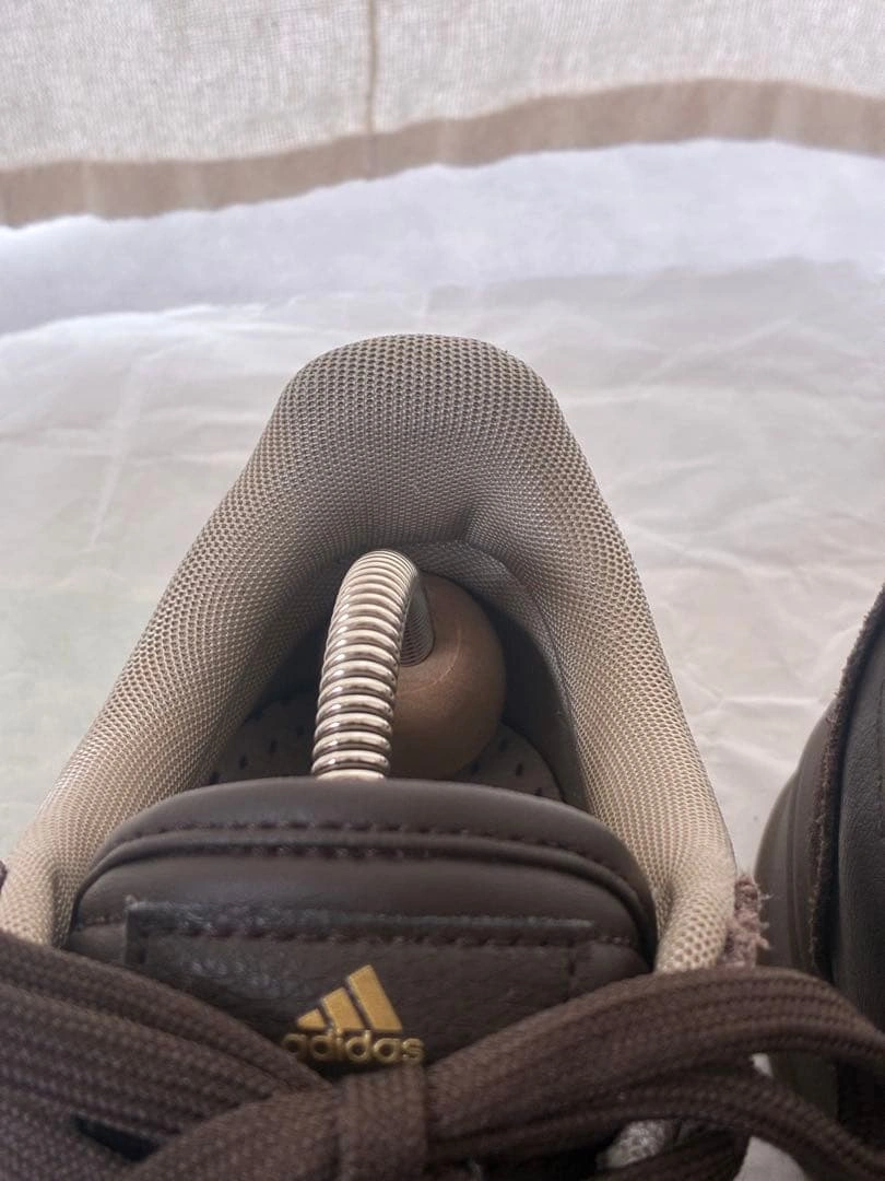 ADIDAS GRADAS KJ0859 ダークブラウン/クリーム 26.0cmの写真6枚目