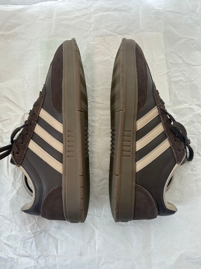 ADIDAS GRADAS KJ0859 ダークブラウン/クリーム 26.0cmの写真9枚目