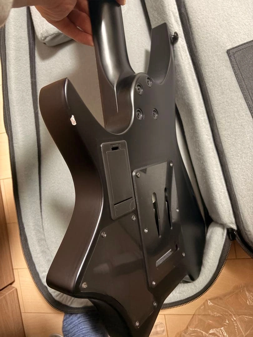 HEX Guitars N500 ヘッドレス エレキギター ステンレスフレットの写真3枚目