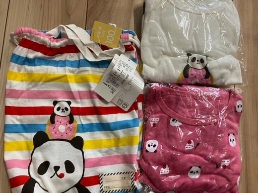 あかちゃん本舗 100㎝パジャマ女の子2つセット福袋 新品の写真2枚目