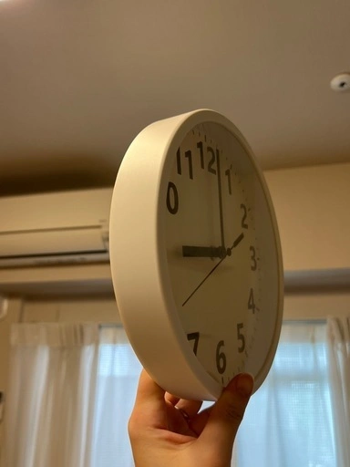 【西葛西】ニトリ 壁掛け時計(ホワイト)の写真2枚目