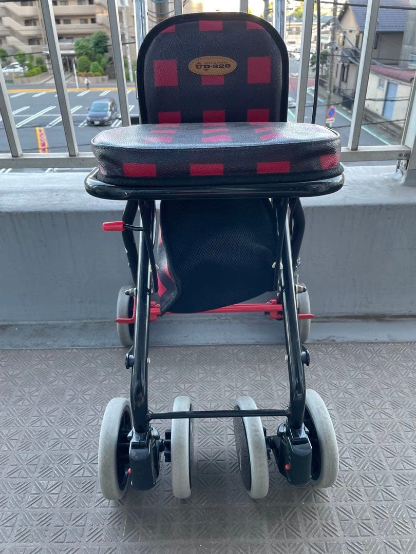 ユーバ産業 シルバーカー アップダウン UD-0228の写真2枚目