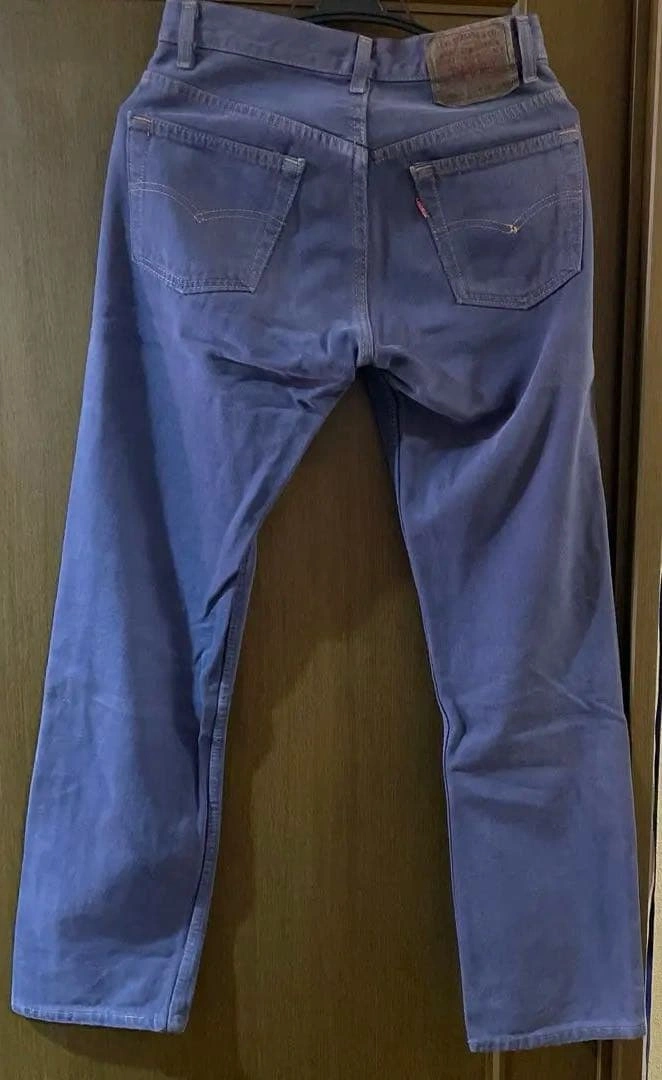 Levi's 紫 デニムジーンズの写真2枚目