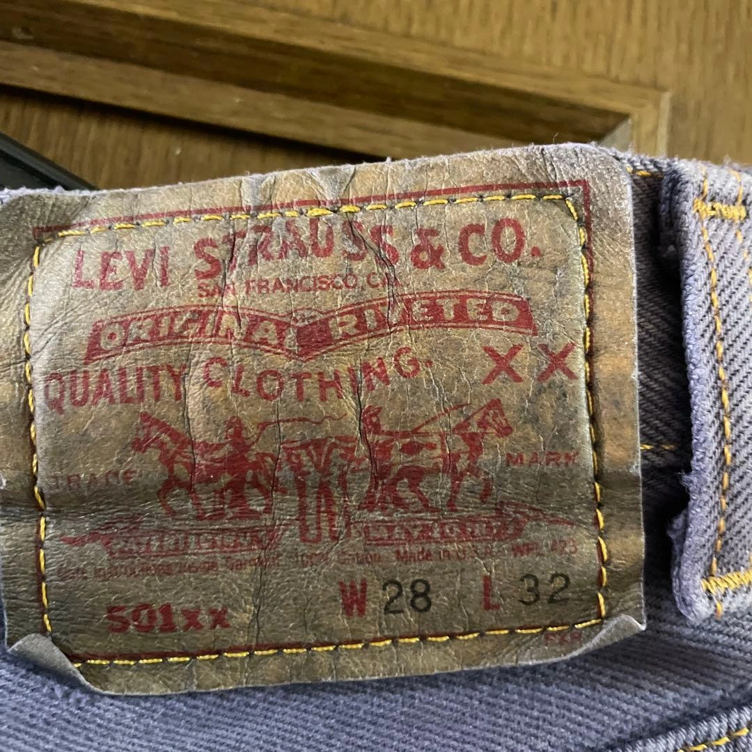 Levi's 紫 デニムジーンズの写真4枚目