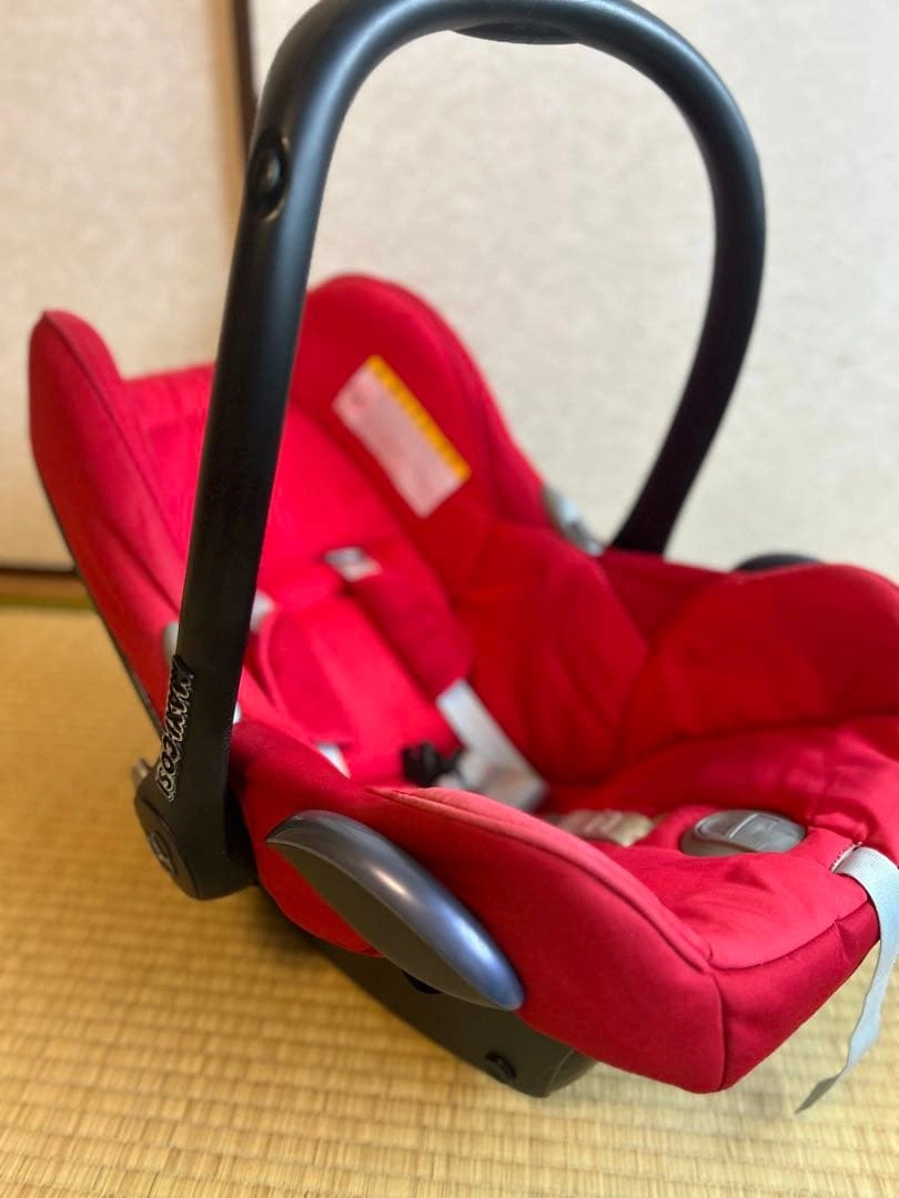 MAXI-COSI チャイルドシート レインカバー付の写真5枚目