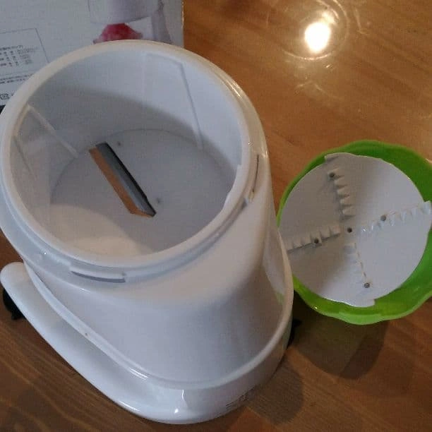 ニトリ かき氷器 手動の写真3枚目