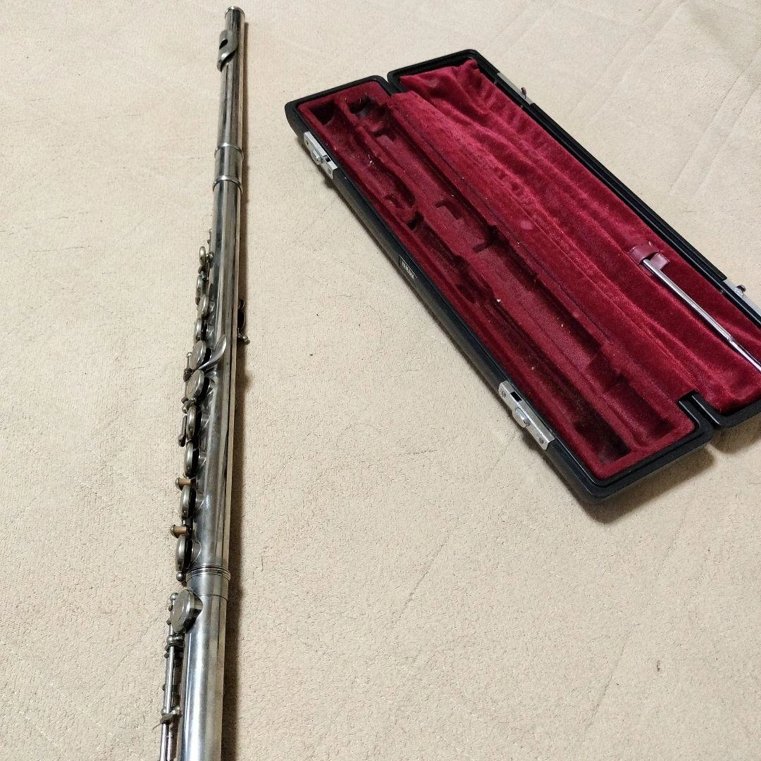 YAMAHA フルート YFL211 本体 ハードケース付きの写真3枚目