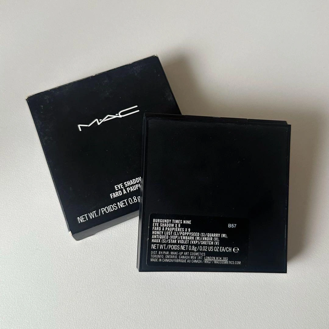 MAC アイシャドウパレット Burgundy Times Nineの写真2枚目