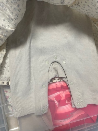 背中当て付き　ロンパース　ワンピースの写真3枚目