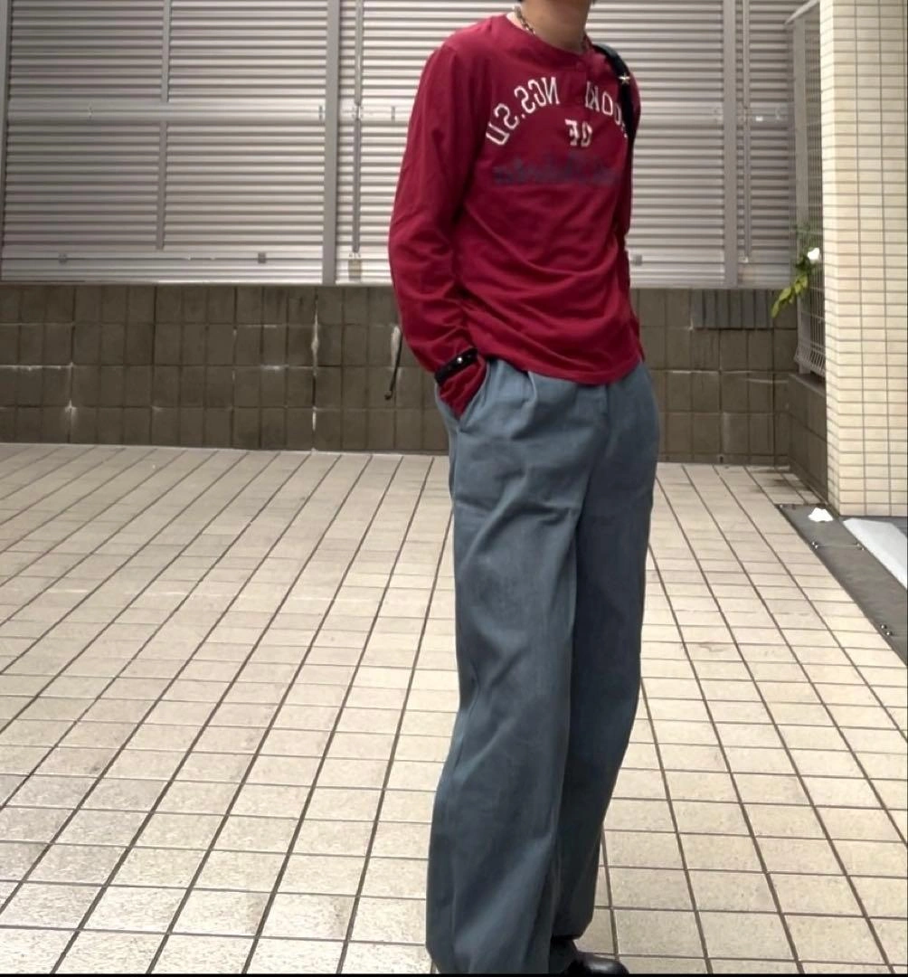 00s ヘンリーネック ロングスリーブ Tシャツの写真3枚目