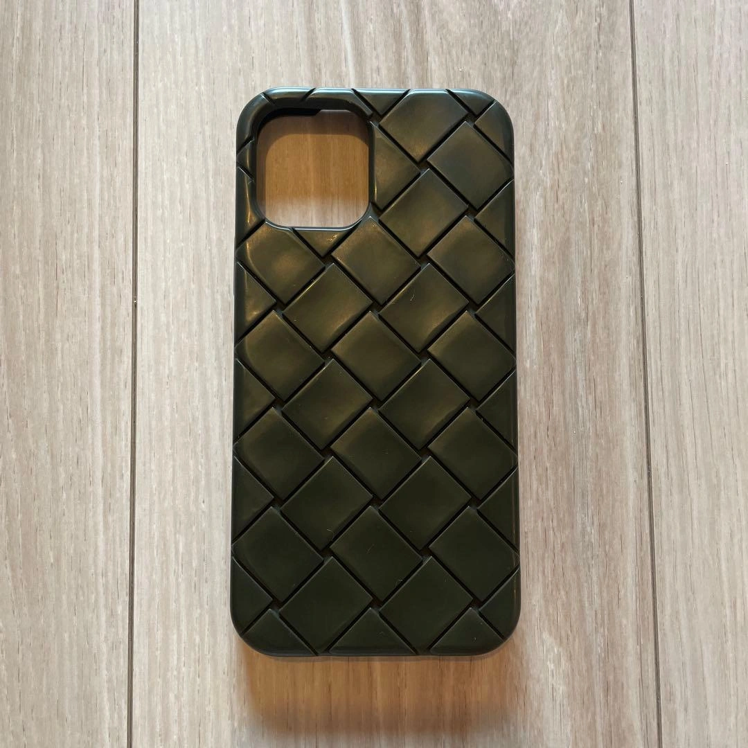 BOTTEGA VENETA iPhone12/12proケース
