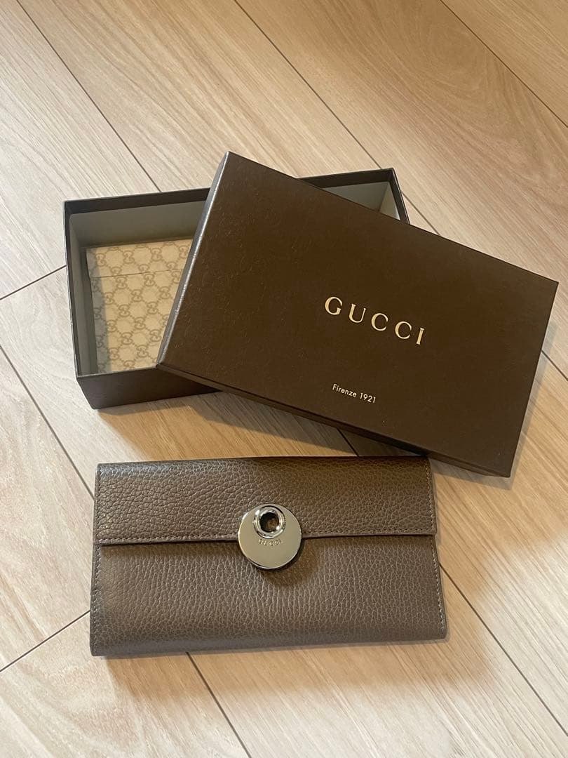 美品　GUCCI シルバーロゴ　シボレザー　Wホック 長財布　ブラウン