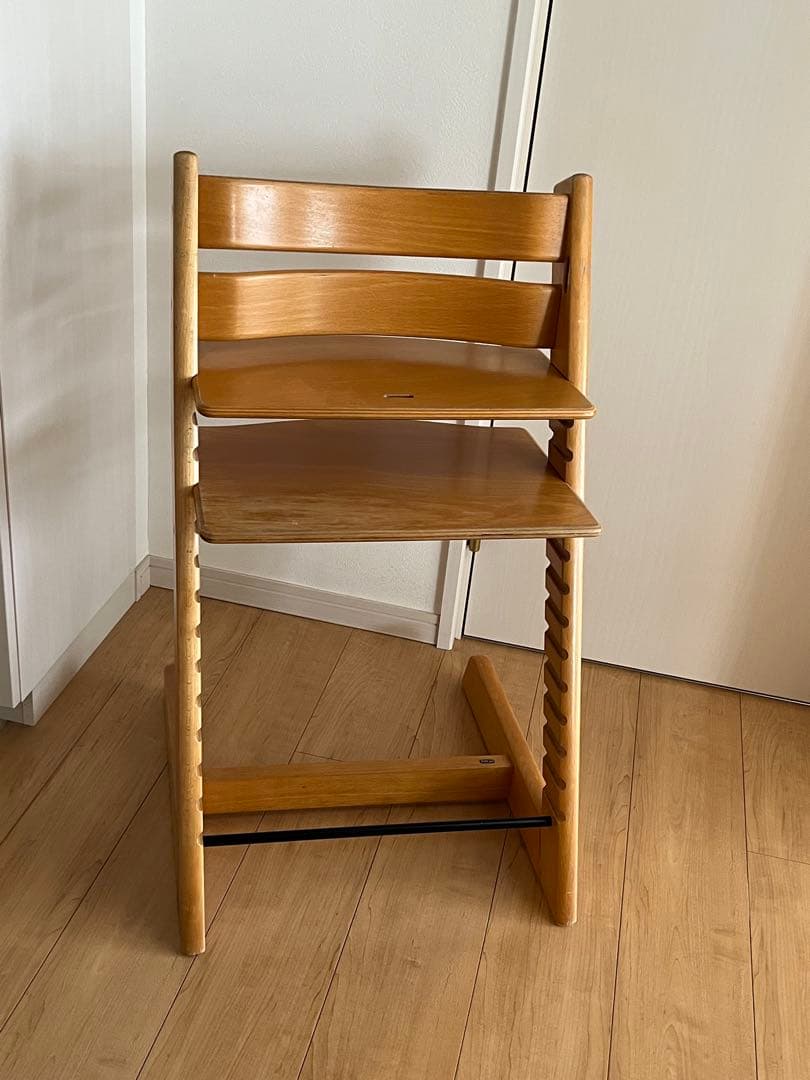 【旧型】Stokke Tripp Trapp ベビーチェア ナチュラルの写真2枚目