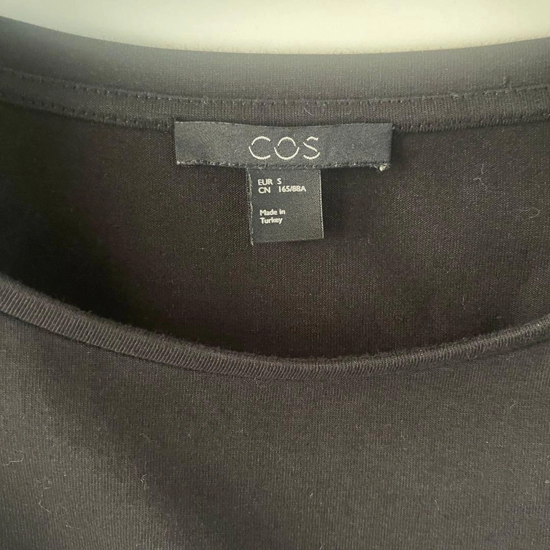 COS 半袖 ひざ丈ワンピースの写真7枚目