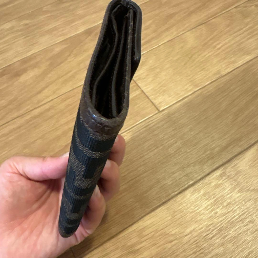 FENDI ズッカ柄 二つ折り財布の写真4枚目