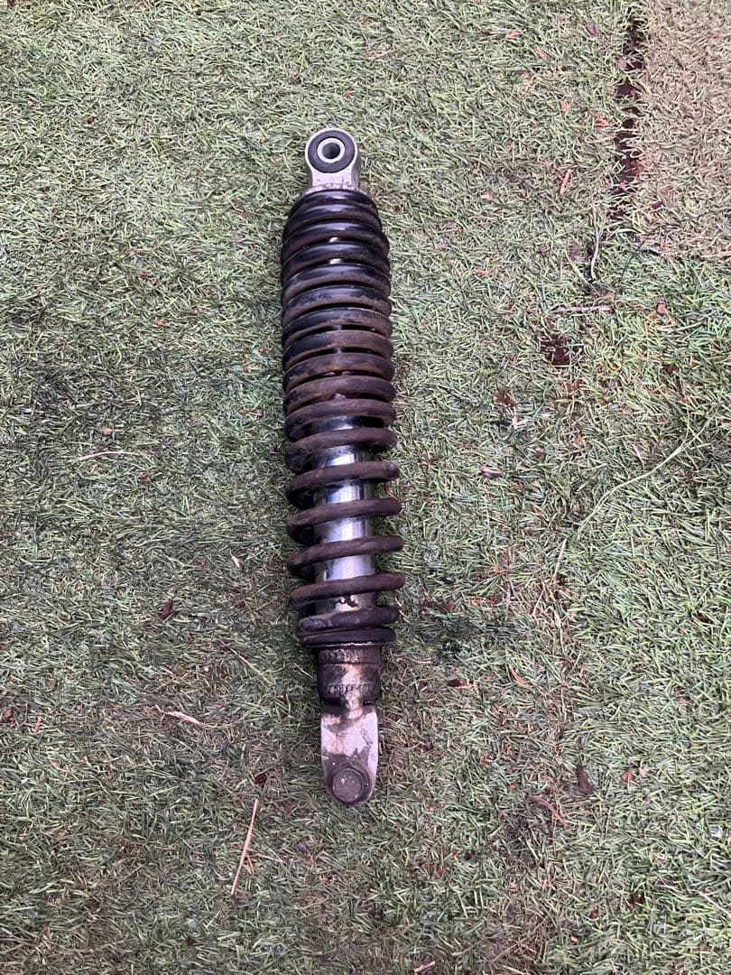 v125g リアサスペンション