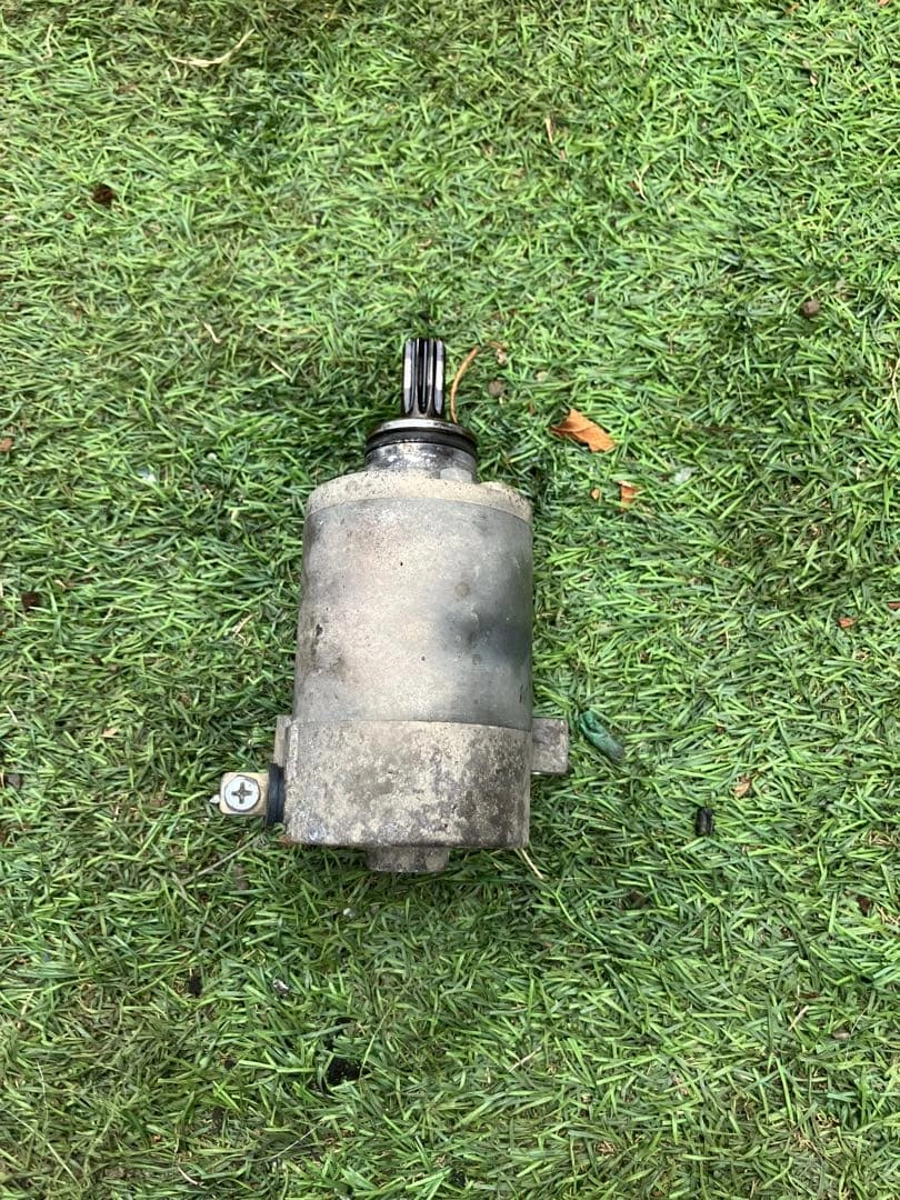 v125 セルモーター