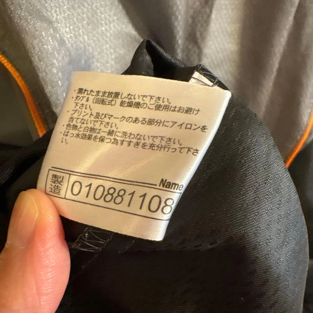 ミズノ ピステ ウインドブレーカー Mの写真5枚目