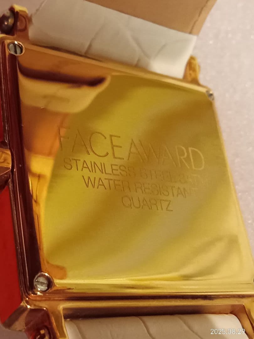 【未使用美品】FACEAWARDレディース腕時計の写真3枚目