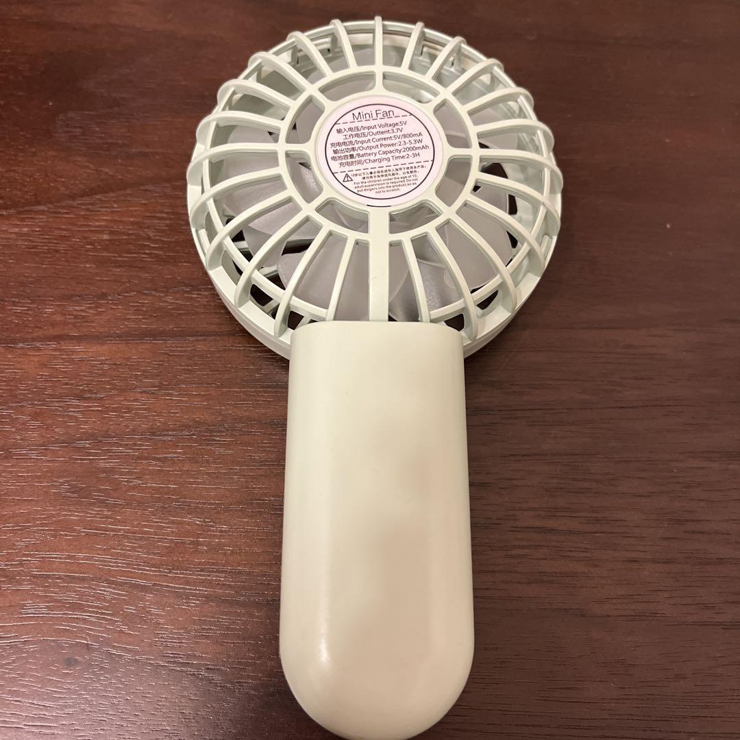 充電式ハンディファン　扇風機　ミントの写真2枚目