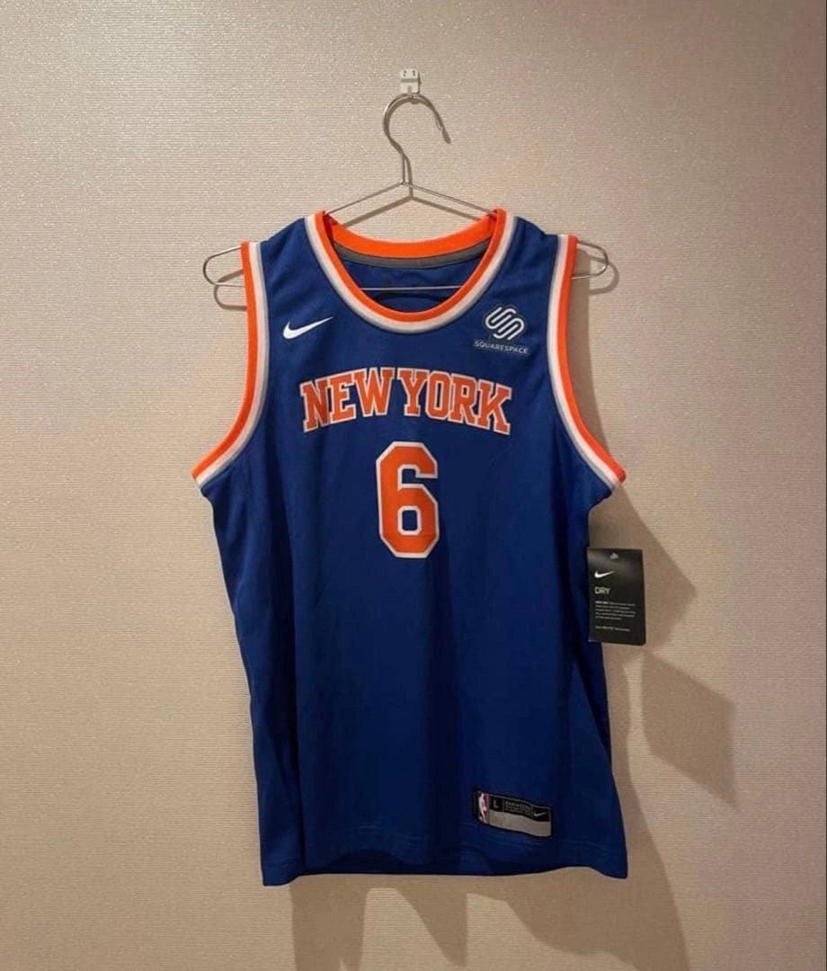 新品タグ付き NBA ユニフォーム