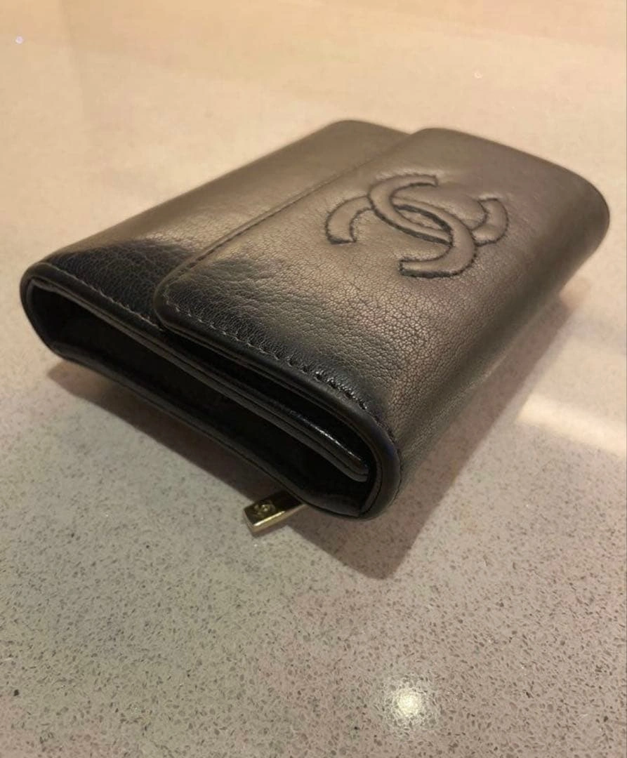 CHANEL シャネル コンパクト財布の写真5枚目