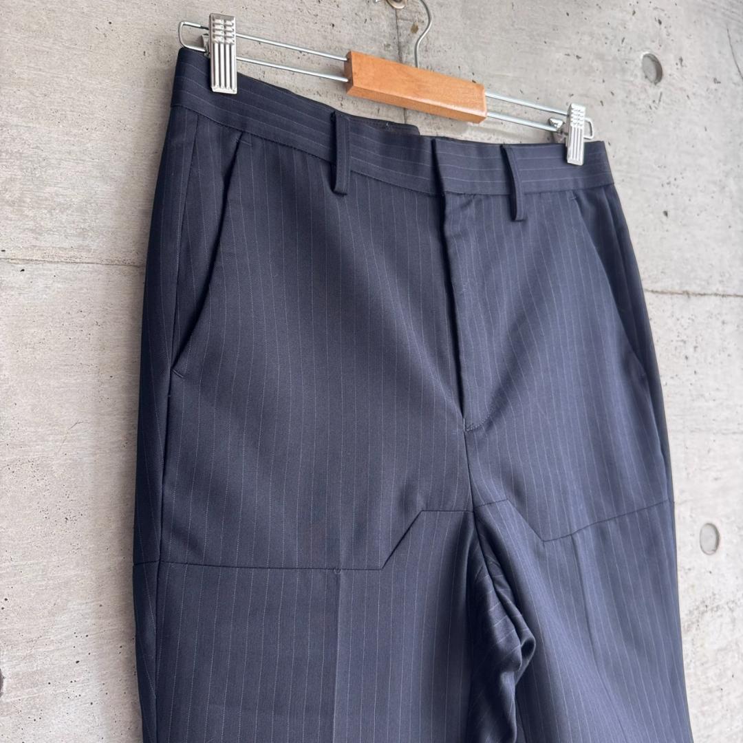 美品 UNITED TOKYO ストライプ フレアパンツ 1 ダークネイビーの写真5枚目
