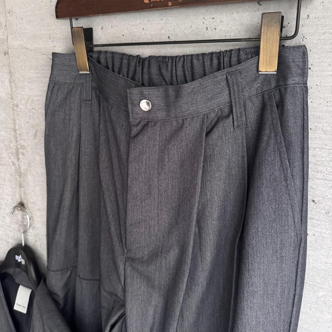 美品 Casper John ノーカラーセットアップ グレー S/Lの写真10枚目