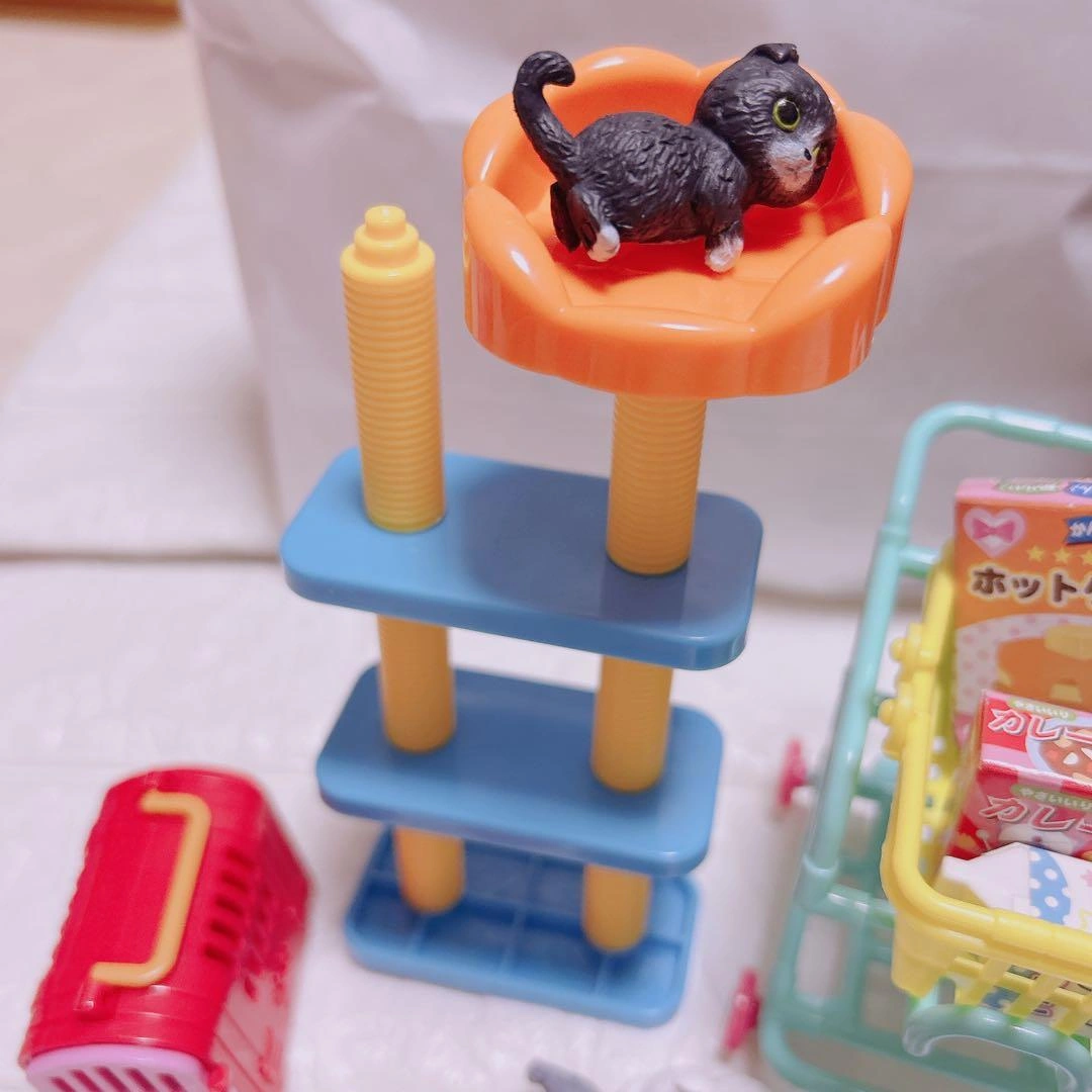 【USDおもちゃMIX⑧】おままごと◆ネコちゃん/お買い物/お掃除セットの写真2枚目