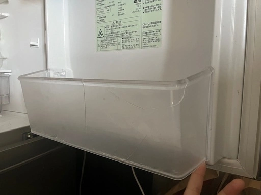 AQUA 2ドア冷凍冷蔵庫 126L(2021年製)無料でお譲りします!の写真4枚目