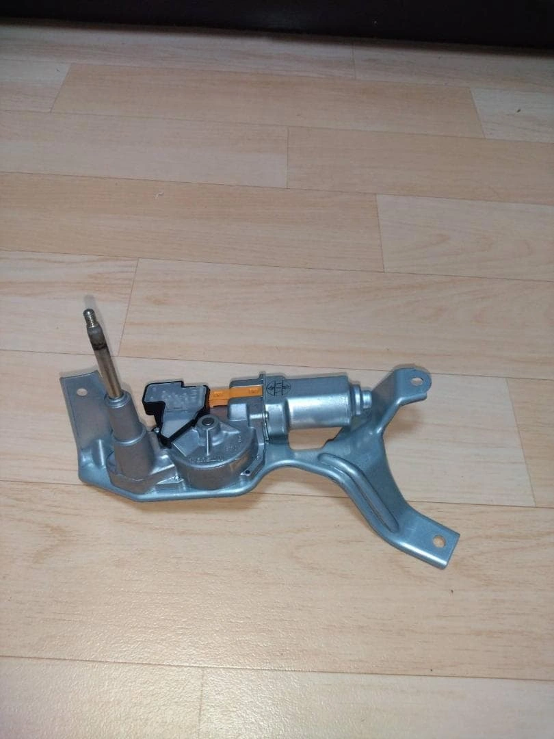 ホンダフィットGP1バックドア用ワイパーモーター