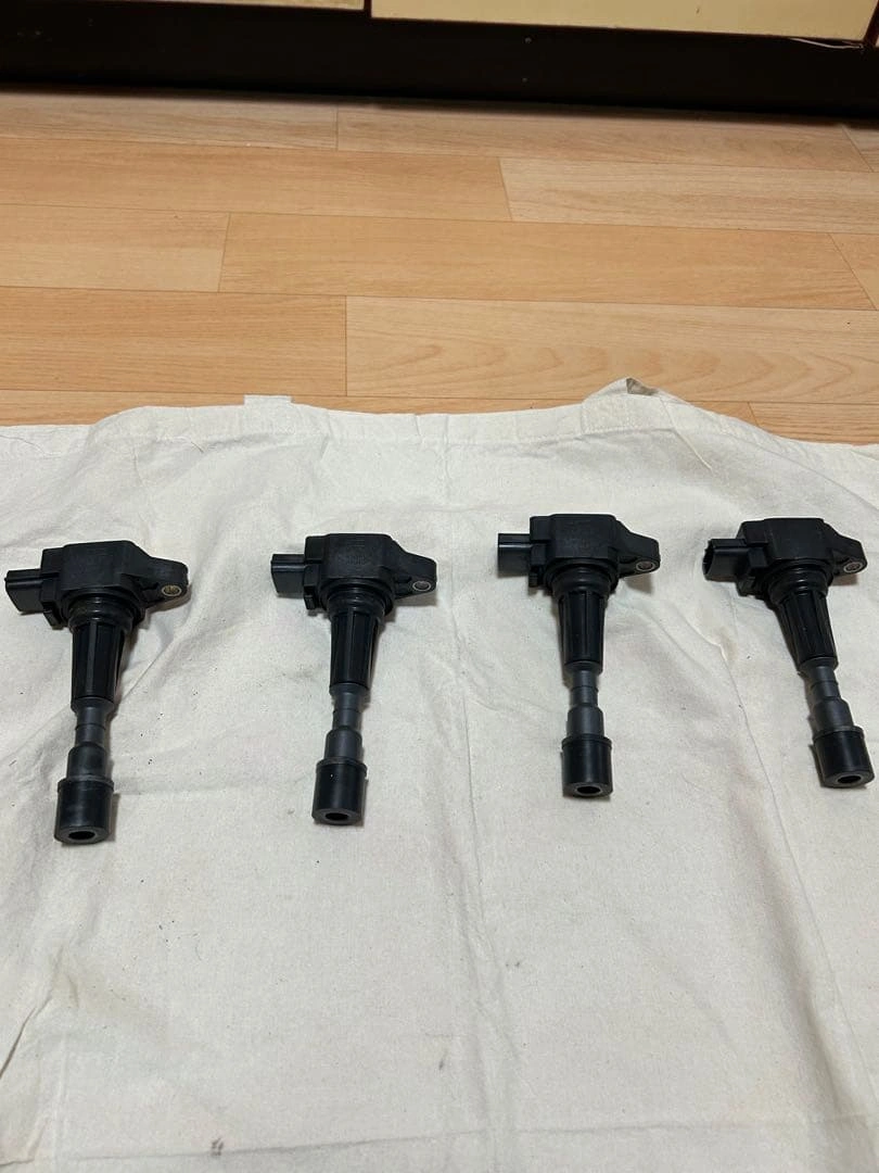 DE3FS 正常稼働品 イグニッションコイル 4個セット 黒 直立型 2端子