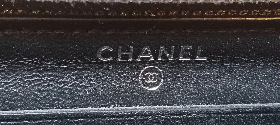 CHANEL♥ボーイシャネル✨ジップタイプ♥黒✨コンパクト長財布♥超美品✨鑑定済の写真9枚目