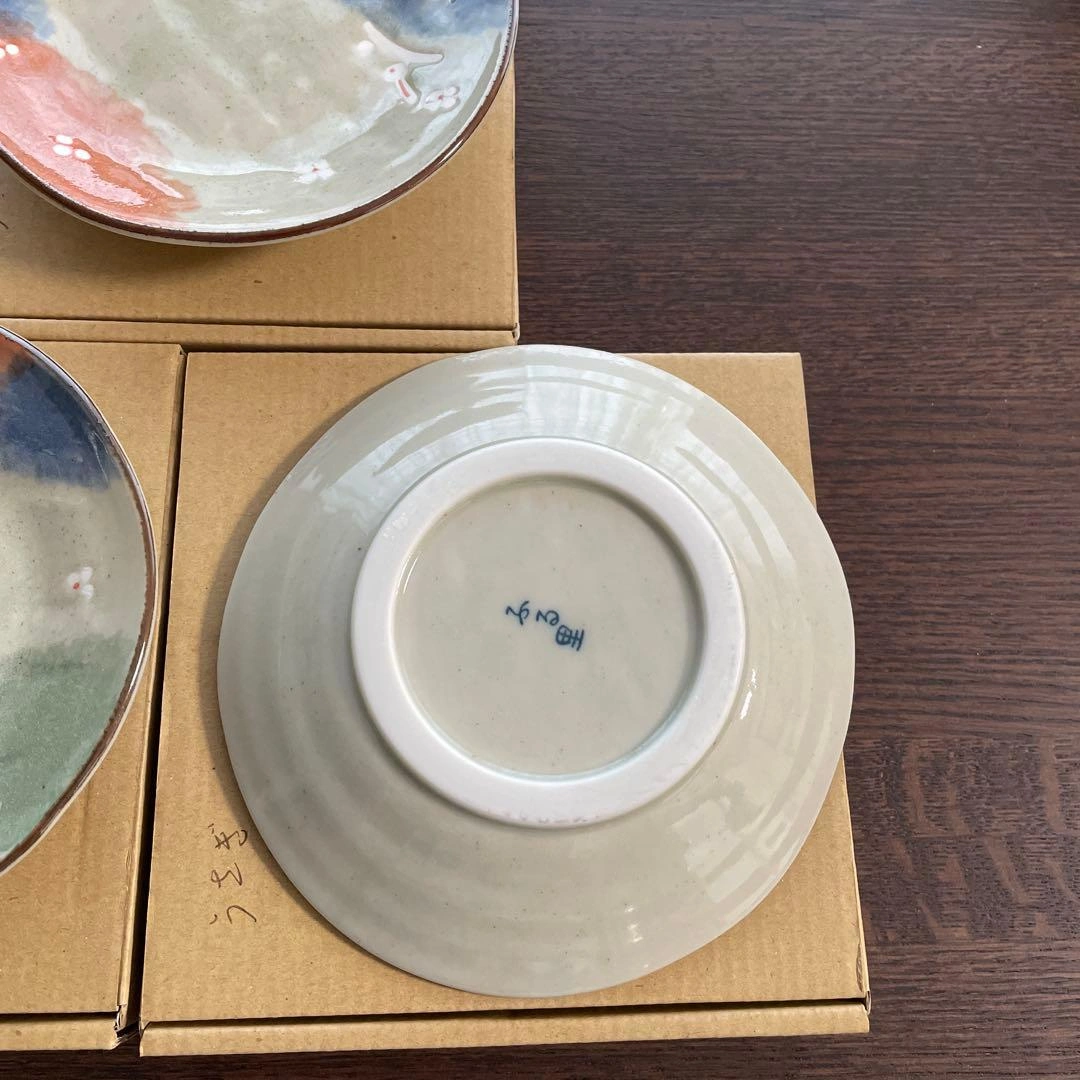 海と大地ペアマグカップ　ふる里うさぎの小皿3枚　箱ありの写真4枚目