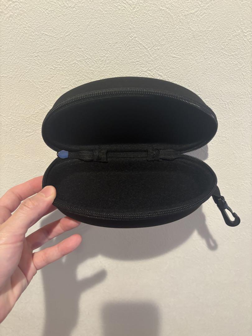 【新品】Messy weekend サングラス　ケースの写真4枚目