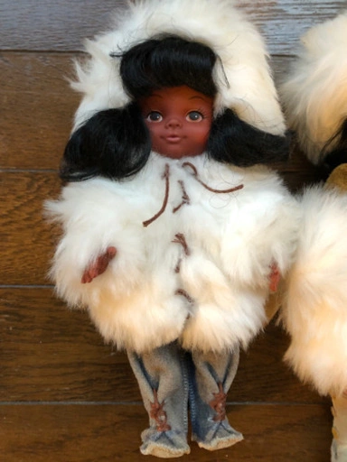カナダのエスキモー人形2体セットの写真3枚目