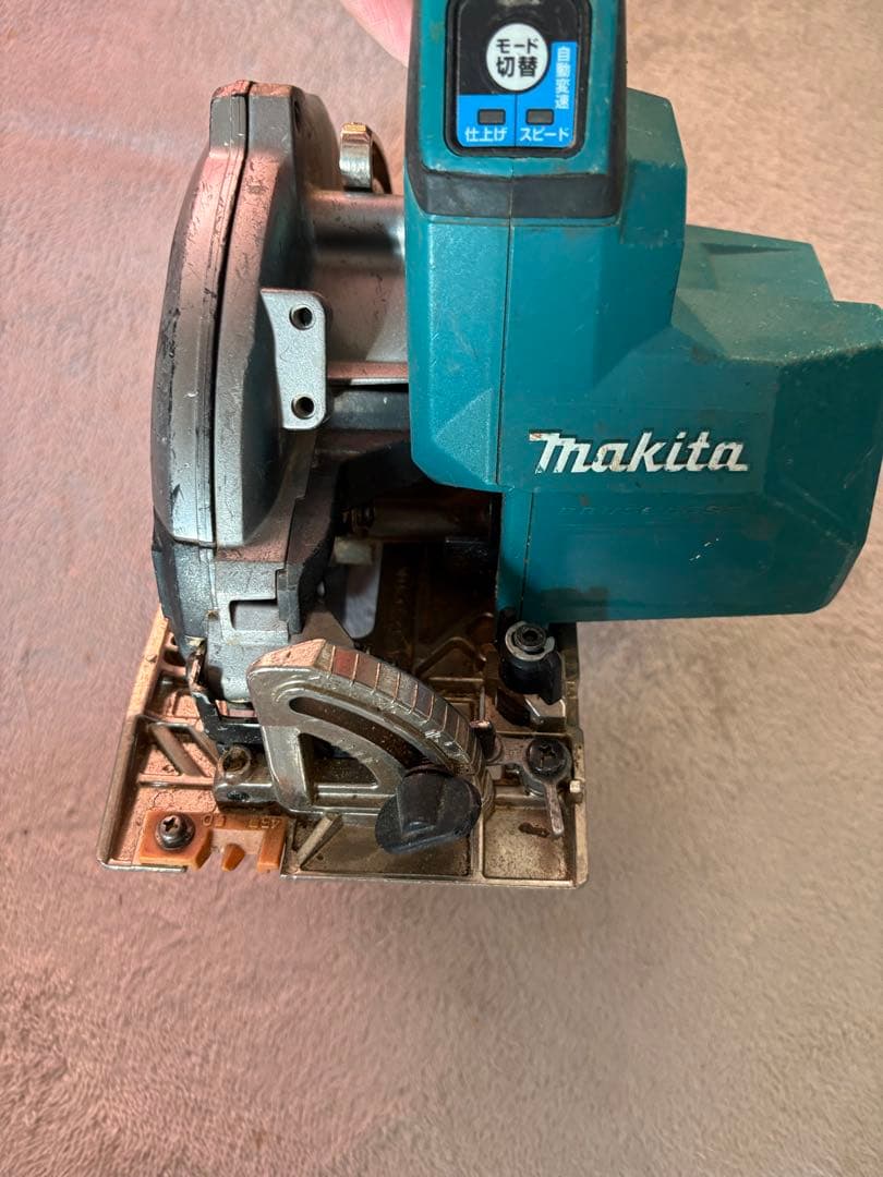 Makita 40Vmax 充電式マルノコ 本体 充電器 セットの写真5枚目