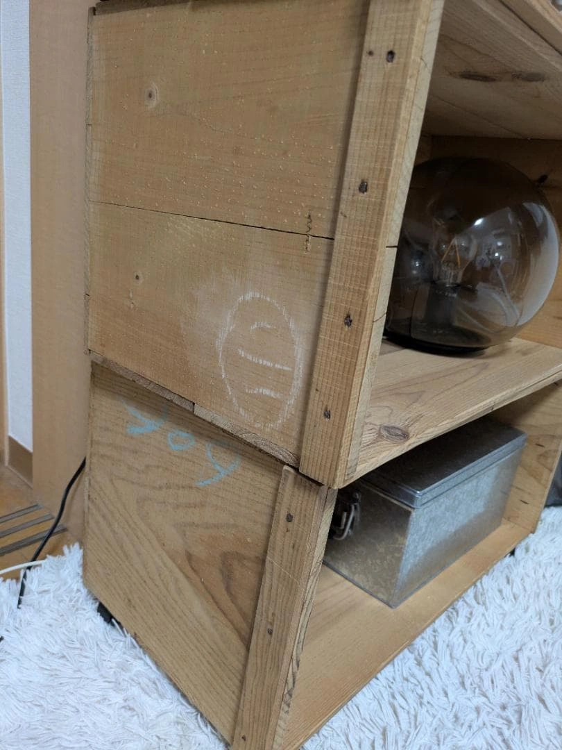 【東京・引取り限定】一枚板 りんご箱 木箱 (3箱)やすり済み 別売り対応可の写真2枚目